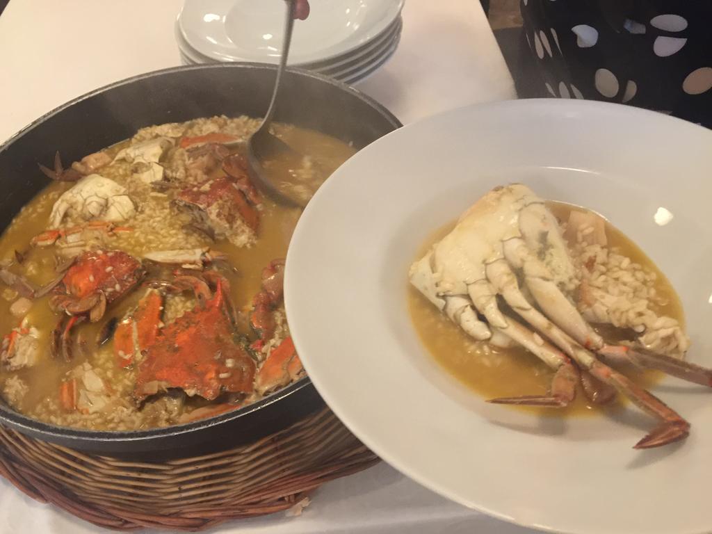 Hotel Restaurant Llansola Sant Carlos de la Ràpita 外观 照片